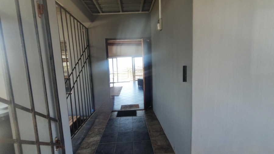 To Let 5 Bedroom Property for Rent in Saldanha Western Cape